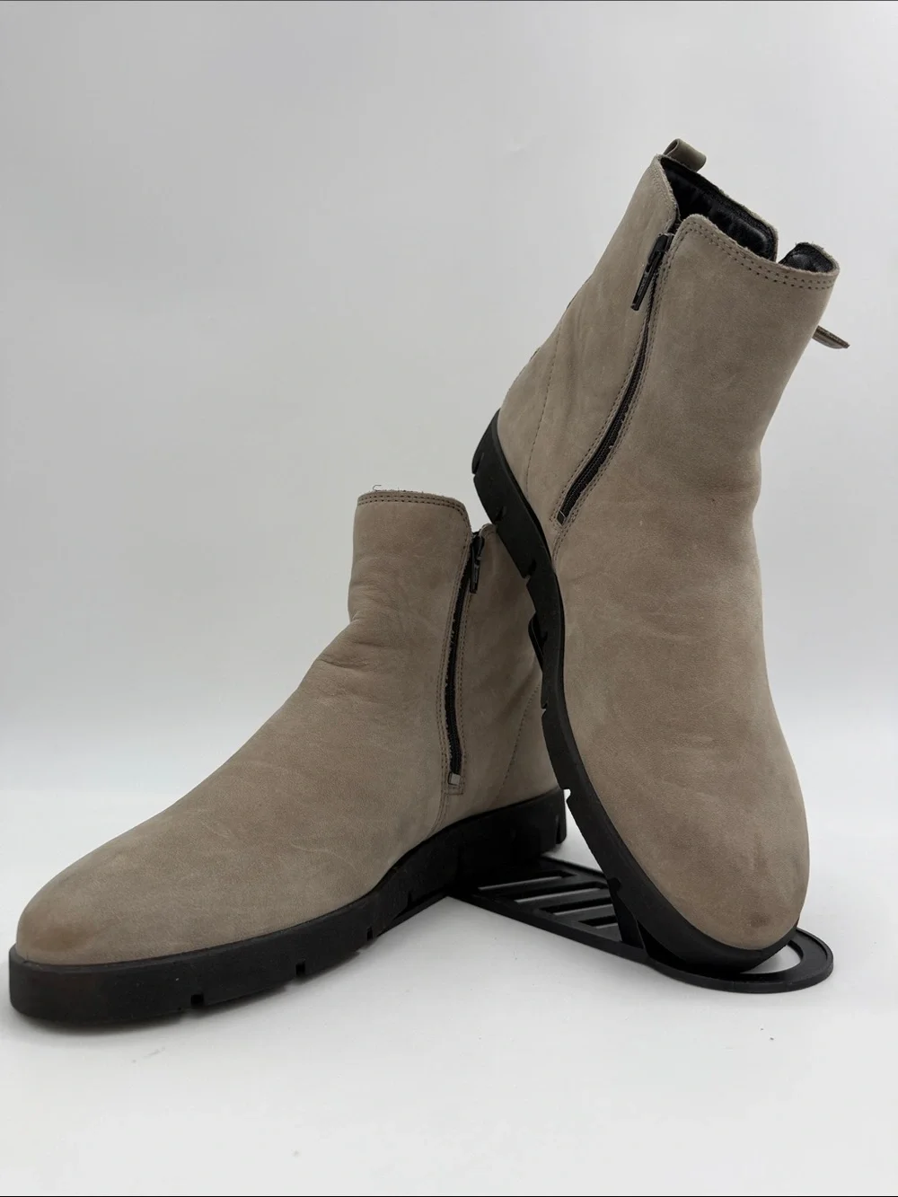 Ecco bella women